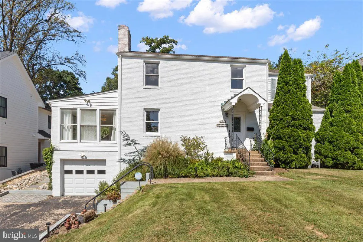 6023 Walhonding Rd, Bethesda, MD 20816 - #1
