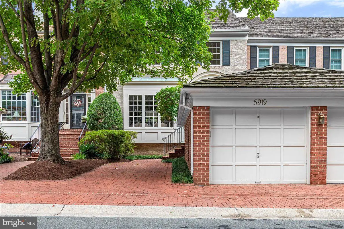 5919 Maplewood Park Pl, Bethesda, MD 20814 - #1