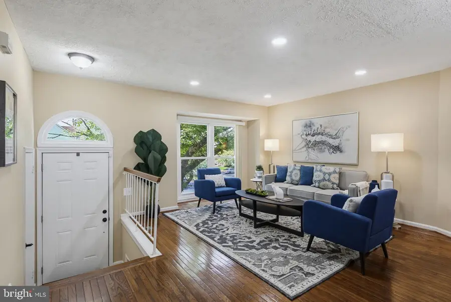 50 Scarlet Sage Ct, Burtonsville, MD 20866 - #3