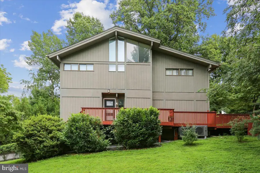 7614 Carteret Rd, Bethesda, MD 20817 - #2
