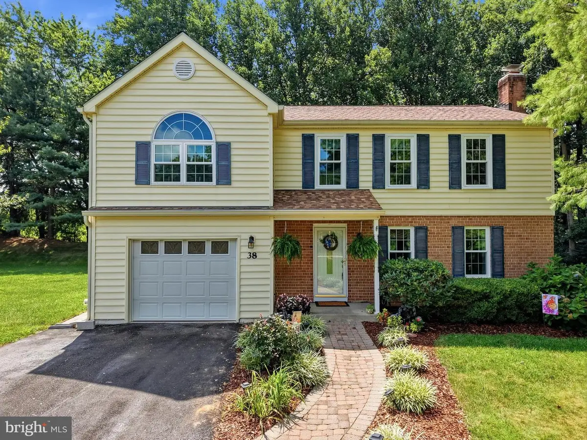 38 Blackburn Ct, Burtonsville, MD 20866 - #1
