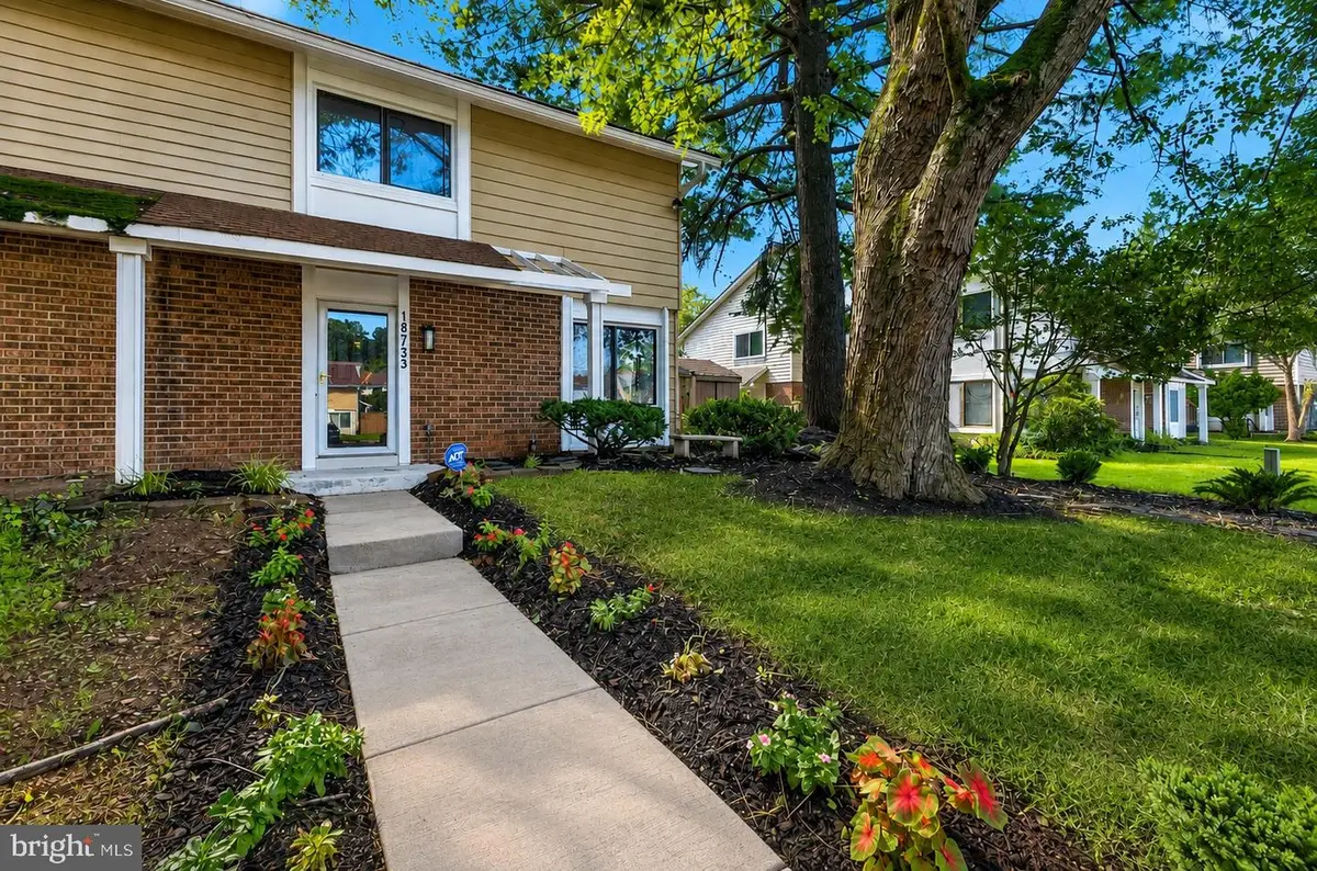 18733 Curry Powder Ln, Germantown, MD 20874 - #1