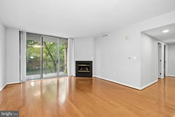 11710 Old Georgetown #227, NORTH BETHESDA, MD 20852