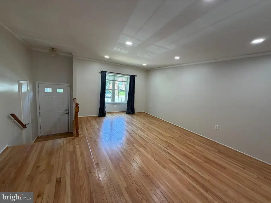 7 Narrowleaf Ct, Gaithersburg, MD 20878 - #3