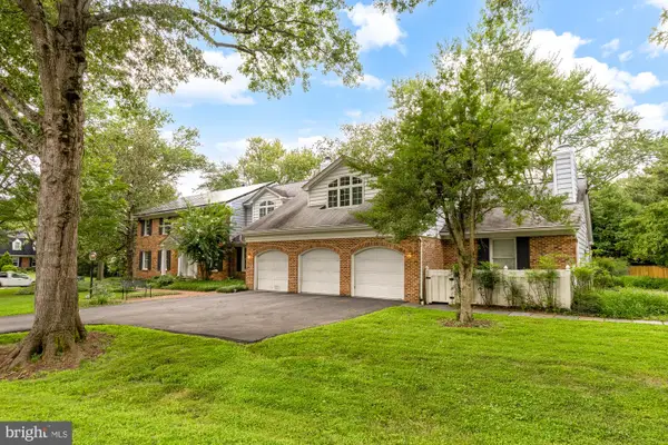 4301 Sunflower Dr, ROCKVILLE, MD 20853