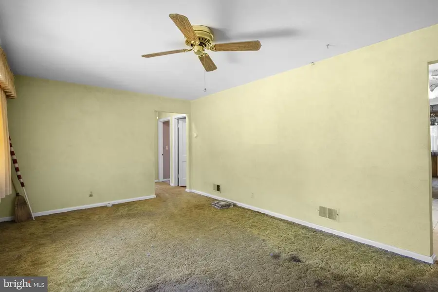 1415 Stateside Dr, Silver Spring, MD 20903 - #2