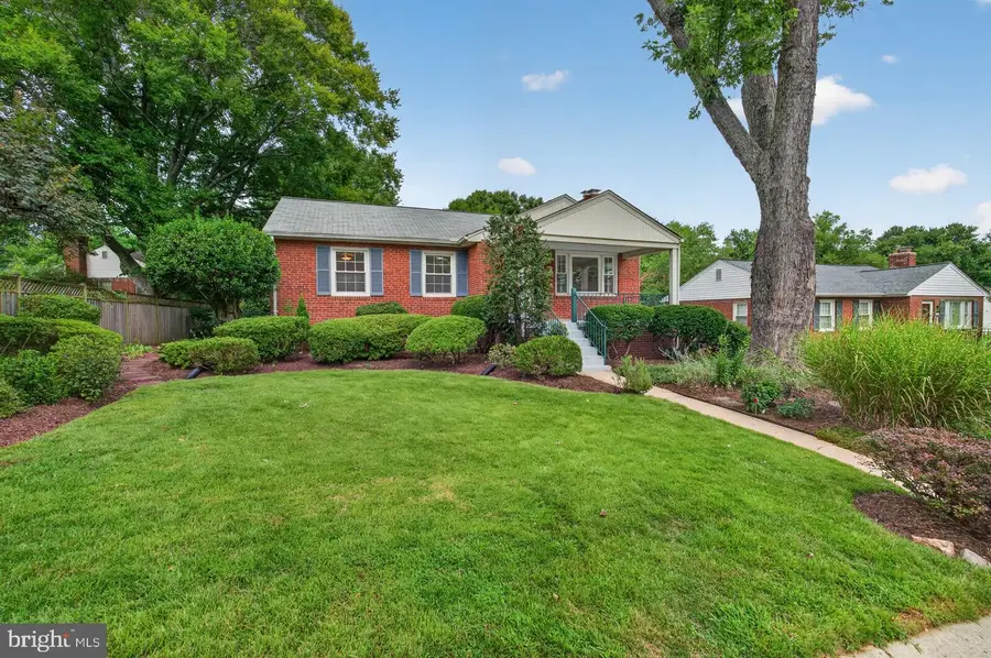 1803 Republic Rd, Silver Spring, MD 20902 - #2