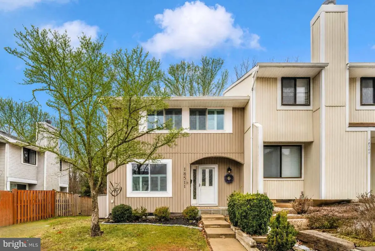 18511 Eagles Roost Dr, Germantown, MD 20874 - #1