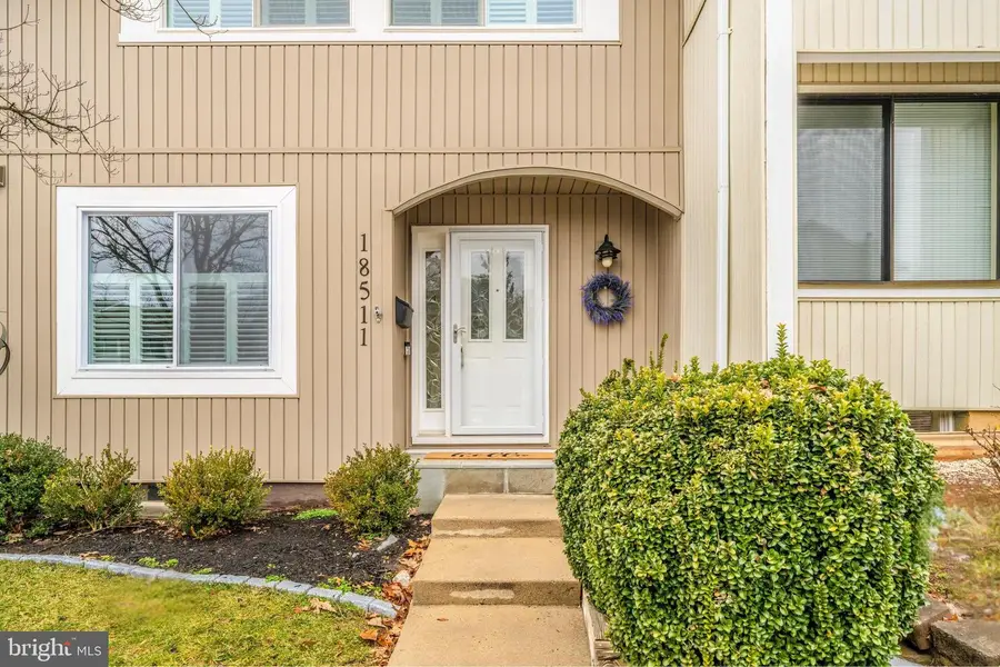 18511 Eagles Roost Dr, Germantown, MD 20874 - #3