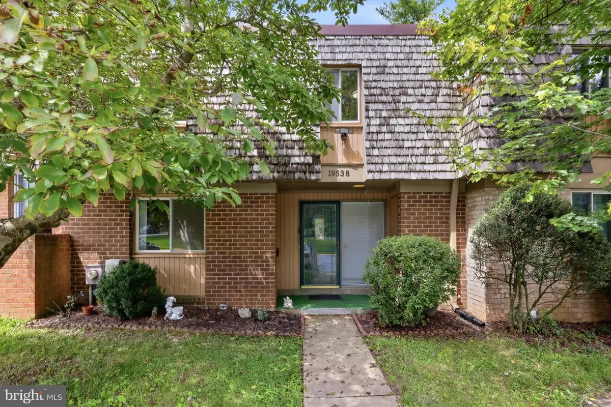 19538 Burlingame, Montgomery Village, MD 20886 - #1