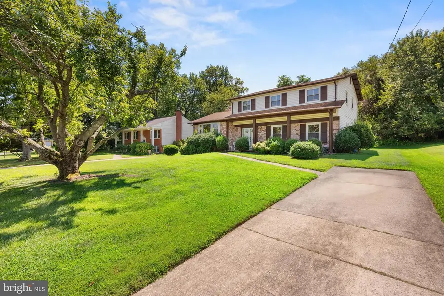 11704 Rosalinda, Potomac, MD 20854 - #3