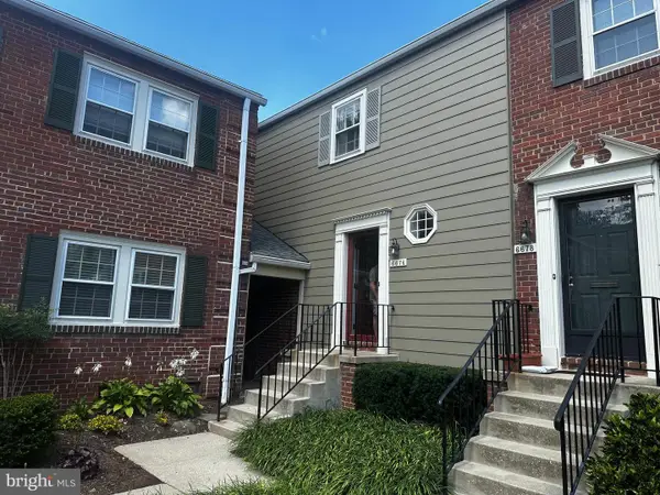 6676 Hillandale Rd #36, CHEVY CHASE, MD 20815