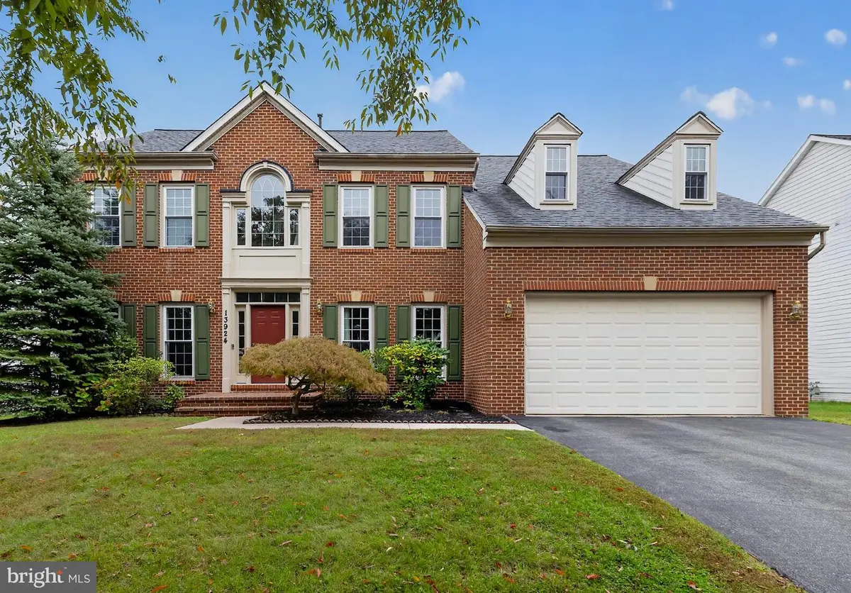 13924 Bromfield Rd, Germantown, MD 20874 - #1