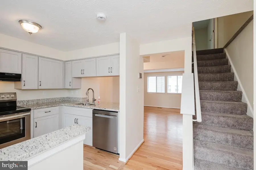 4250 Crosswood Dr, Burtonsville, MD 20866 - #3