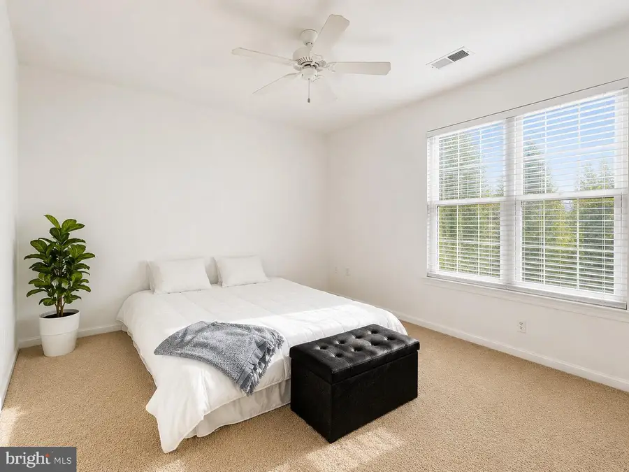 11750 Old Georgetown #2522, Rockville, MD 20852 - #2