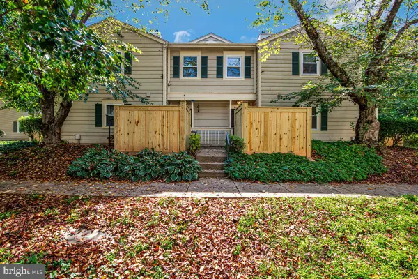 20103 Waterside Dr #127, GERMANTOWN, MD 20874