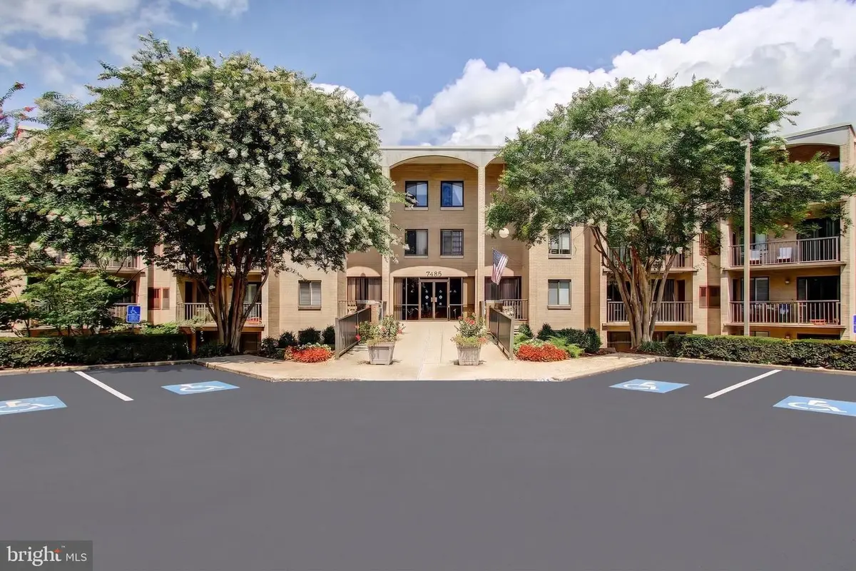 7425 Democracy Blvd #114, Bethesda, MD 20817 - #1