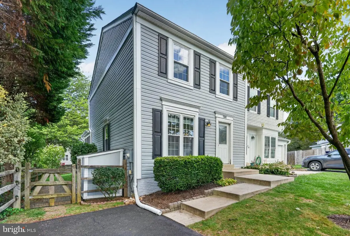 7507 Filbert Ter, Gaithersburg, MD 20879 - #1