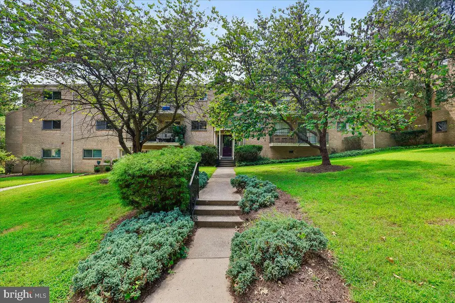 10624 Montrose Ave #103, Bethesda, MD 20814 - #2