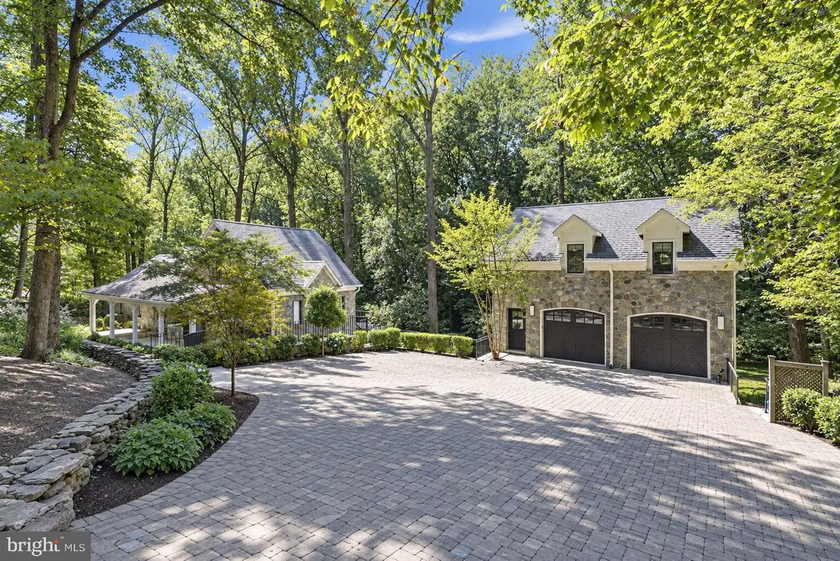 8210 Kingsgate Rd, Potomac, MD 20854 - #1