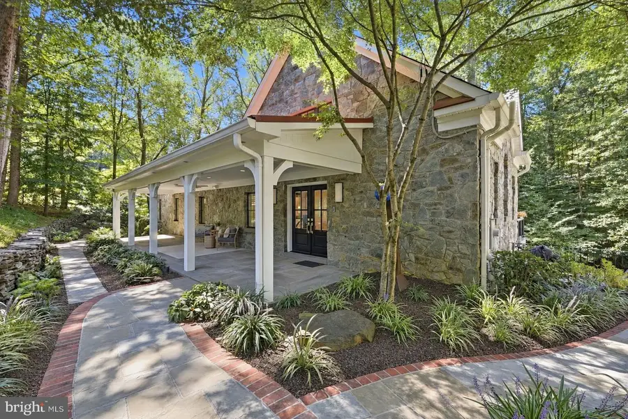 8210 Kingsgate Rd, Potomac, MD 20854 - #3