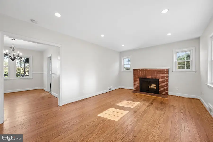23310 Ridge Rd, Germantown, MD 20876 - #3