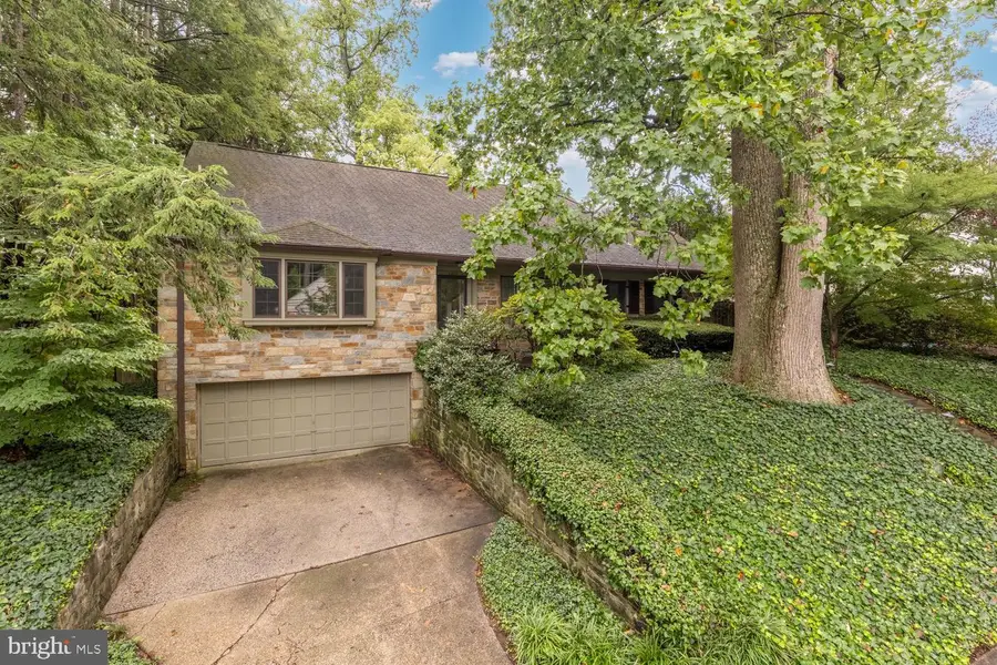5810 Overlea Rd, Bethesda, MD 20816 - #2