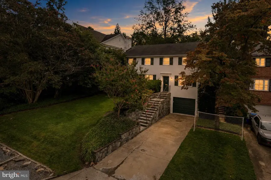 6210 Winston Dr, Bethesda, MD 20817 - #2