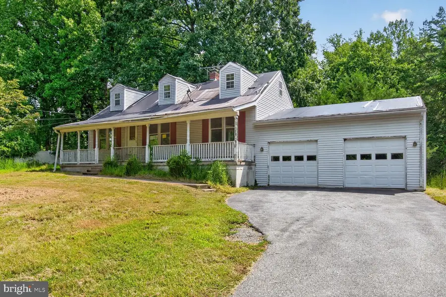 15325 Holly Grove Rd, Silver Spring, MD 20905 - #2