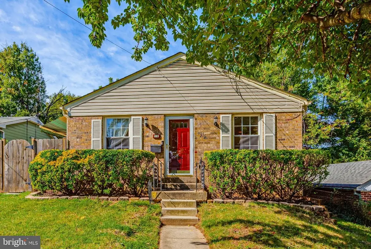 210 Croydon Ave, Rockville, MD 20850 - #1