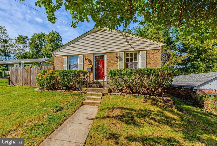 210 Croydon Ave, Rockville, MD 20850 - #2
