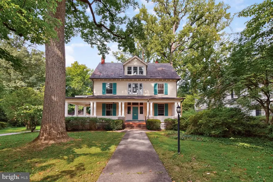 5906 Cedar Pkwy, Chevy Chase, MD 20815 - #2