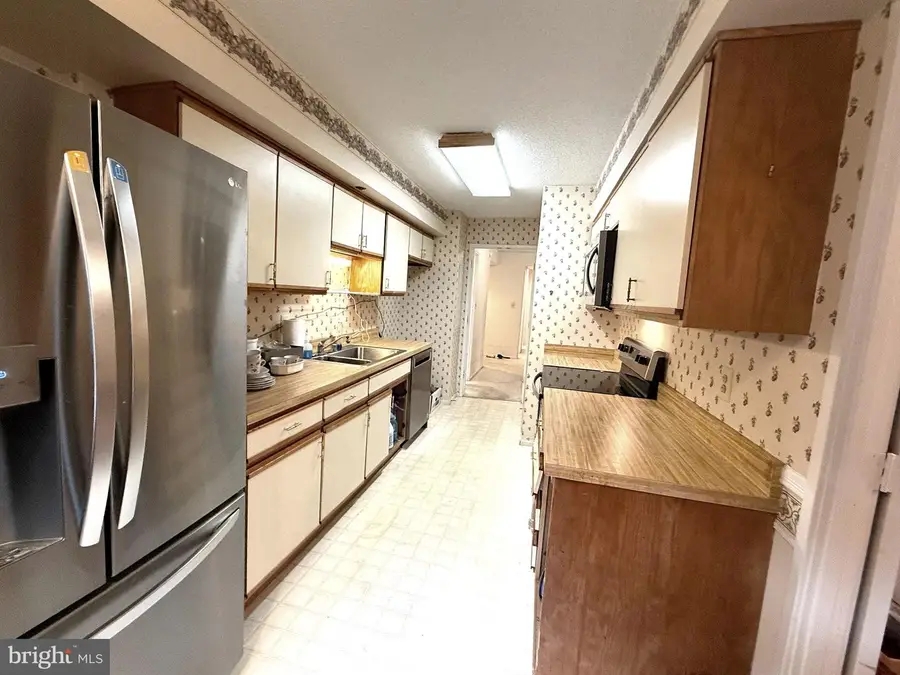 3310 N Leisure World Blvd #6-228, Silver Spring, MD 20906 - #3