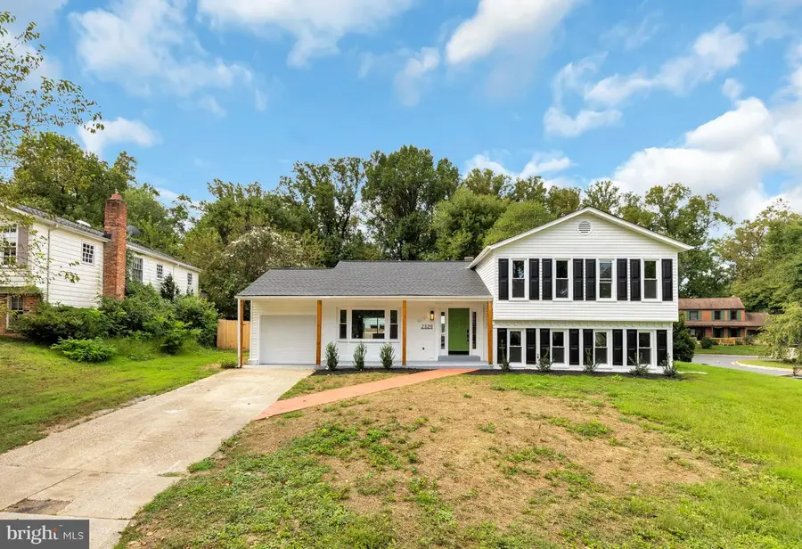 2329 Blue Valley Dr, Silver Spring, MD 20904 - #2