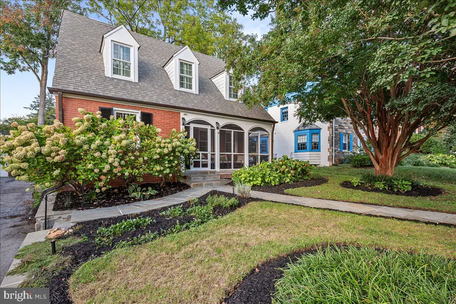 4613 Chevy Chase Blvd, Chevy Chase, MD 20815 - #3