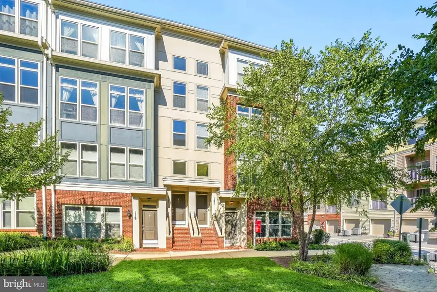 121 Copley Cir #34b, Gaithersburg, MD 20878 - #2