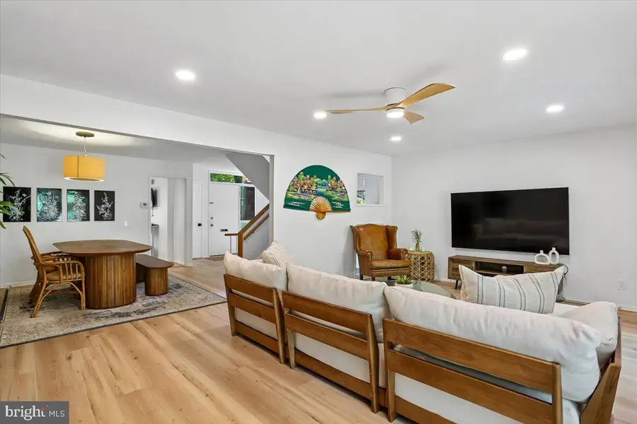 300 New Mark Esplanade, Rockville, MD 20850 - #2