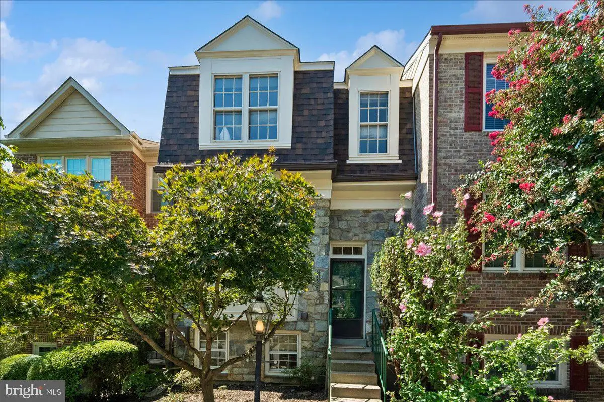 2433 Mccormick Rd, Rockville, MD 20850 - #1
