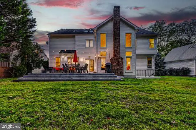 15309 Chinaberry St, Gaithersburg, MD 20878 - #2
