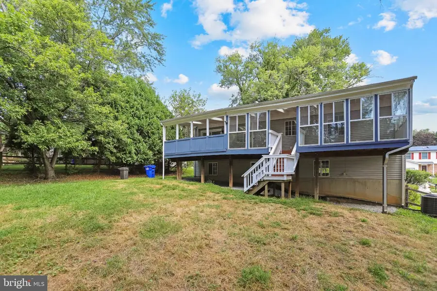 19320 Poinsetta Ct, Gaithersburg, MD 20879 - #3