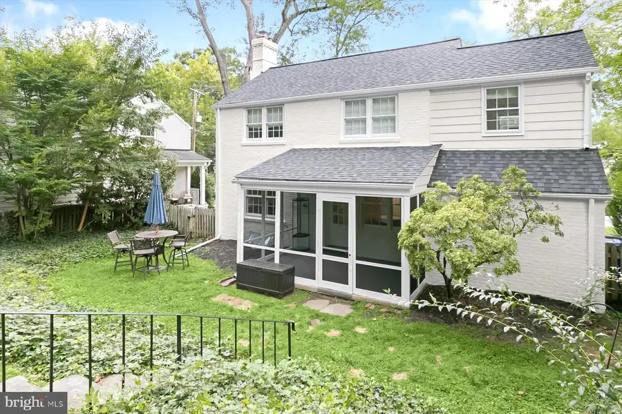 5920 Welborn Dr, Bethesda, MD 20816 - #3
