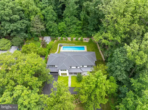 7101 Pyle Rd, BETHESDA, MD 20817