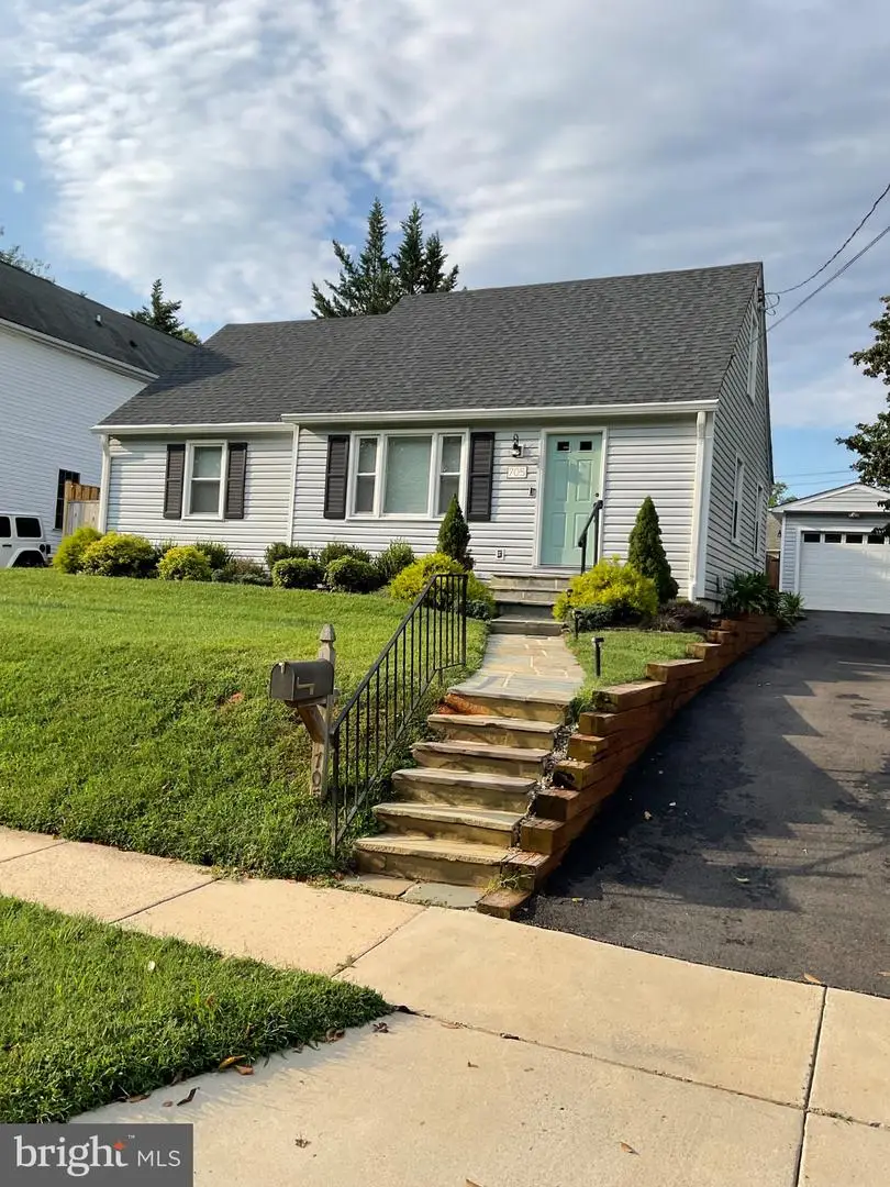 705 Brent Rd, Rockville, MD 20850 - #3