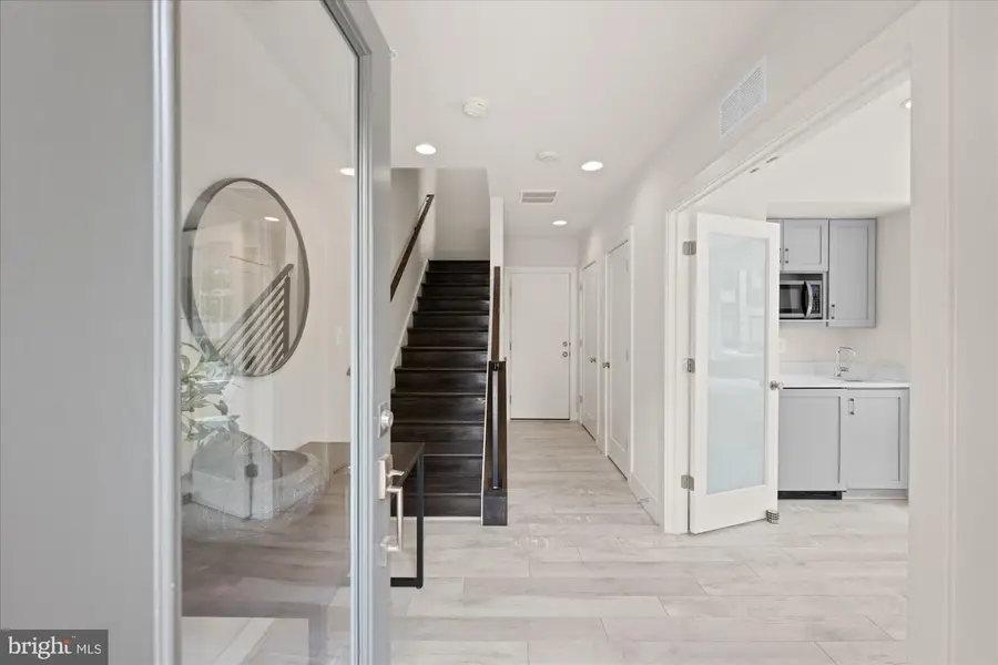 6727 Eames Way, Bethesda, MD 20817 - #3
