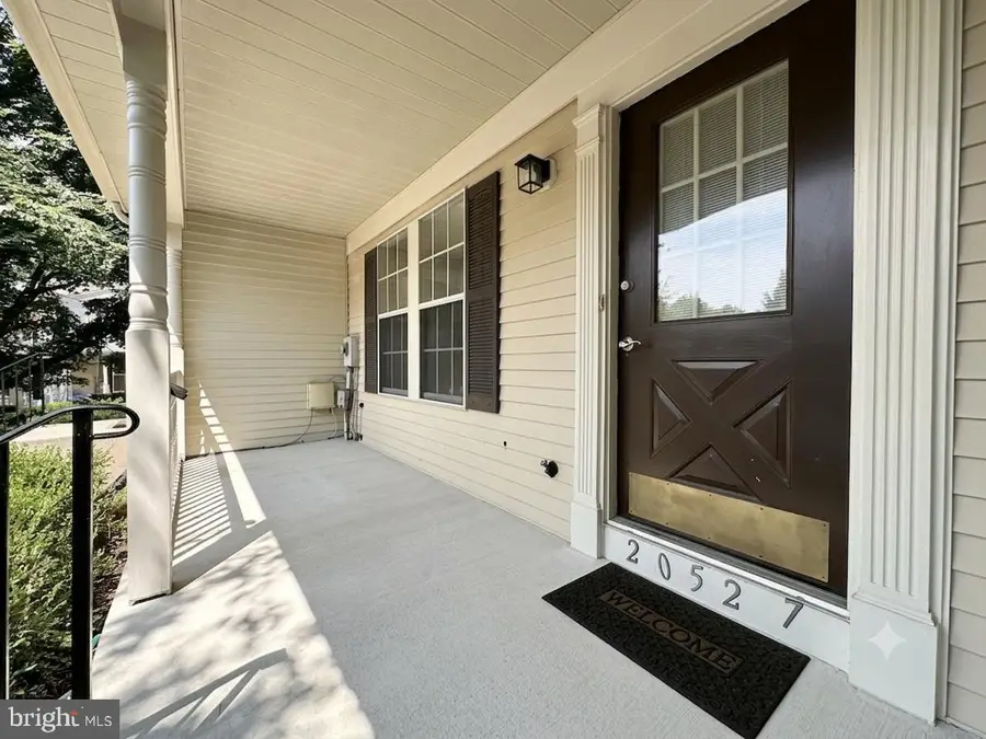 20527 Lowfield Dr, Germantown, MD 20874 - #2