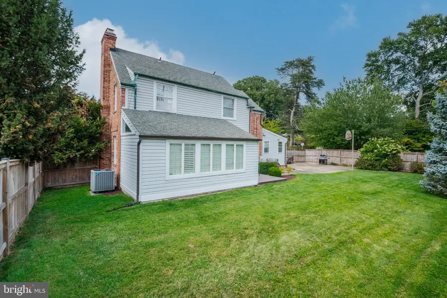 104 Williamsburg Dr, Silver Spring, MD 20901 - #3