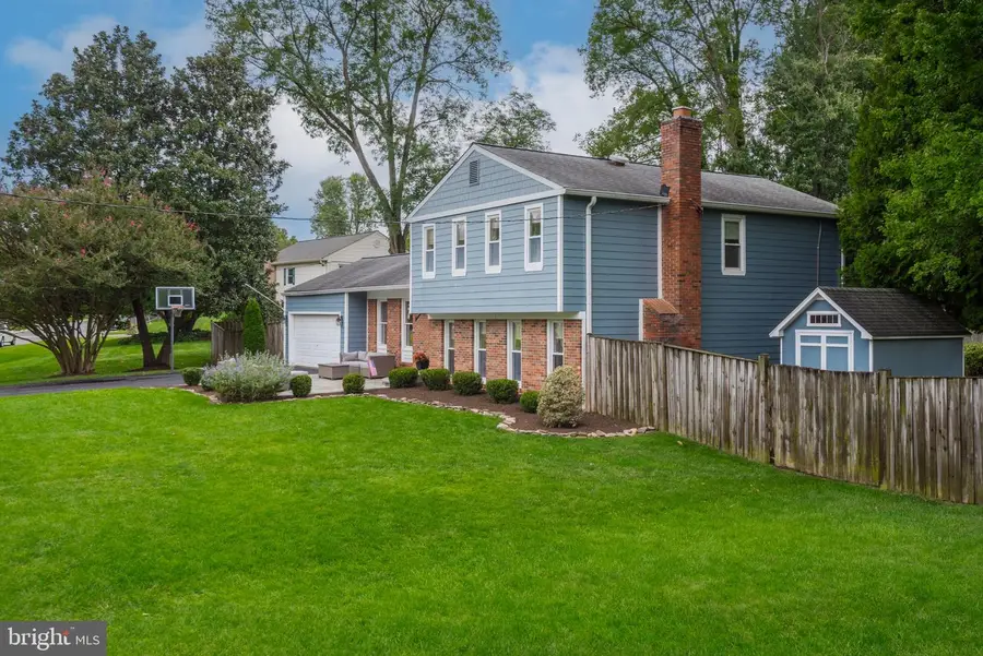 15004 Rocking Spring Dr, Rockville, MD 20853 - #2