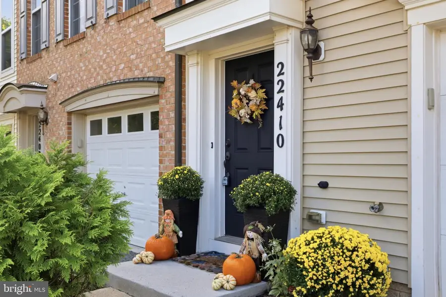 22410 Glenbow Way, Clarksburg, MD 20871 - #2