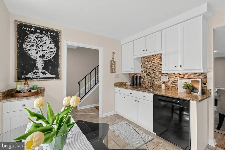 9901 Maple Leaf Dr, Gaithersburg, MD 20886 - #3