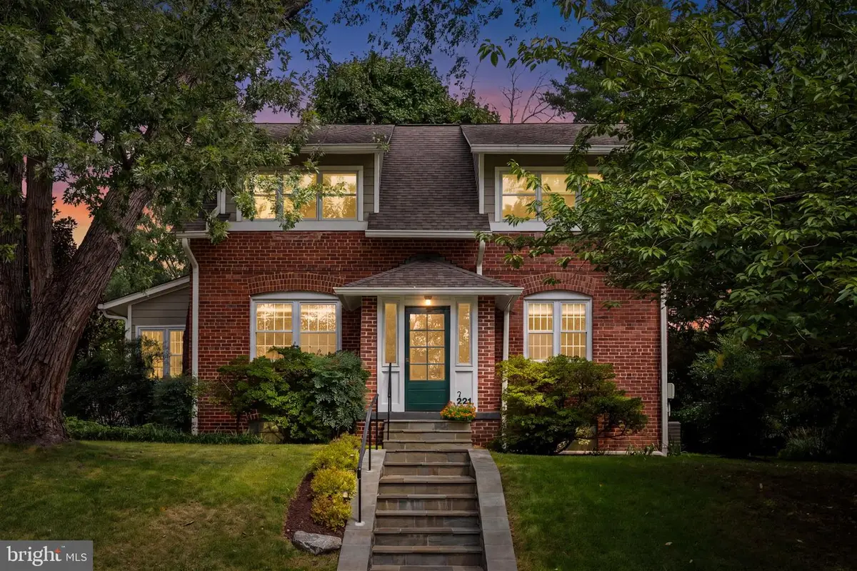 221 Grant Ave, Takoma Park, MD 20912 - #1